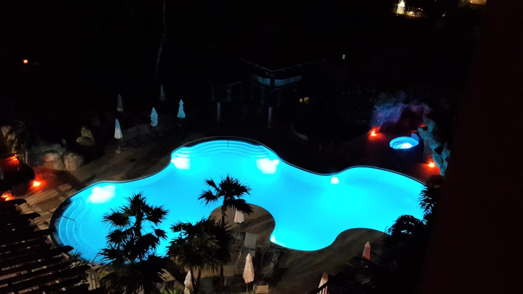 Deluxe Beach Resort - Hora Rentals Miami Beach Exterior foto